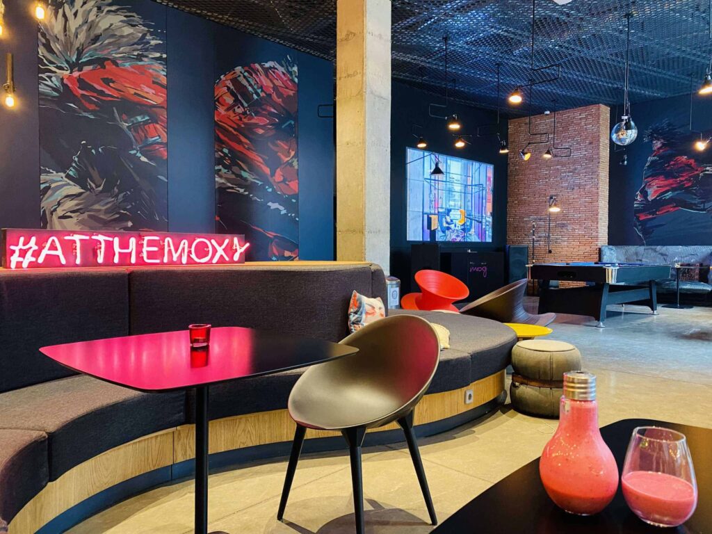 THEMOXY